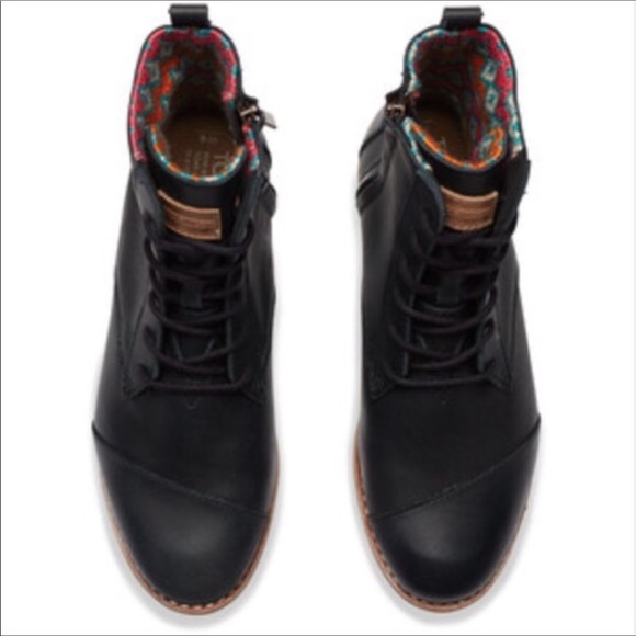 TOMS ALPHA BLACK LEATHER WOMENS BOOTS COLORFUL - Picture 1 of 5